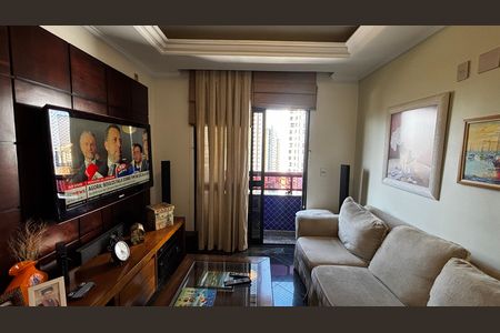 Apartamento à venda com 202m², 3 quartos e 5 vagas Apartamento à venda com 202m², 3 quartos e 5 vagasSala de Tv