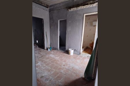 Casa para alugar com 100m², 2 quartos e 1 vagaÁrea externa