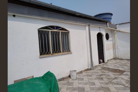 Casa para alugar com 100m², 2 quartos e 1 vagaÁrea externa