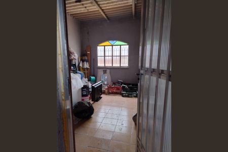 Casa para alugar com 100m², 2 quartos e 1 vagaÁrea externa