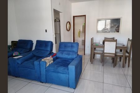 Casa para alugar com 100m², 2 quartos e 1 vagaSala