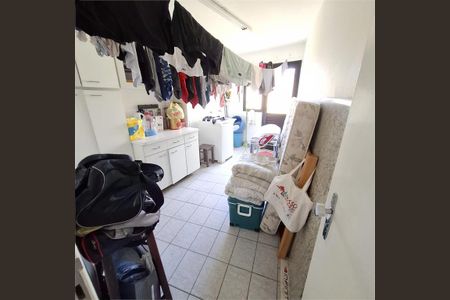 Casa à venda com 4 quartos, 140m² em Jardim Santa Cruz (Campo Grande), São Paulo