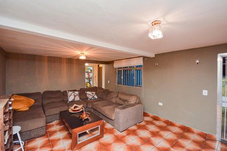 Casa à venda com 250m², 4 quartos e 4 vagas Casa à venda com 250m², 4 quartos e 4 vagasSala de TV
