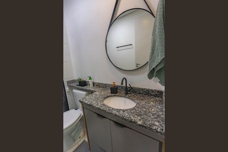 Apartamento à venda com 45m², 2 quartos e 1 vaga Apartamento à venda com 45m², 2 quartos e 1 vagaBanheiro
