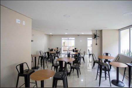 Apartamento à venda com 45m², 2 quartos e 1 vaga Apartamento à venda com 45m², 2 quartos e 1 vagaÁrea comum - Salão de festas