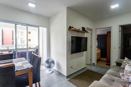 Apartamento à venda com 45m², 2 quartos e 1 vaga Apartamento à venda com 45m², 2 quartos e 1 vagaSala