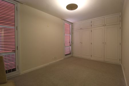 Apartamento para alugar com 150m², 2 quartos e 1 vagaQuarto 2 - Suíte