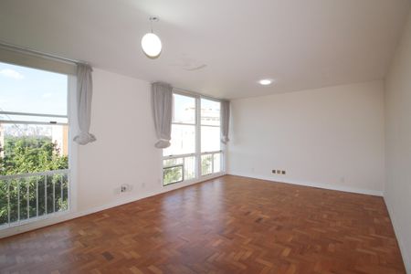 Apartamento para alugar com 3 quartos, 150m² em Jardim Europa, São Paulo