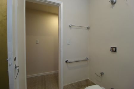 Apartamento para alugar com 150m², 2 quartos e 1 vagaBanheiro da Suíte
