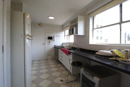 Apartamento para alugar com 150m², 2 quartos e 1 vagaCozinha
