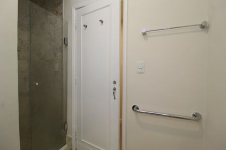 Apartamento para alugar com 150m², 2 quartos e 1 vagaBanheiro da Suíte