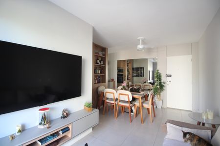 Apartamento para alugar com 52m², 2 quartos e 1 vagaSala