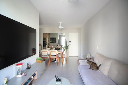 Apartamento para alugar com 52m², 2 quartos e 1 vagaSala