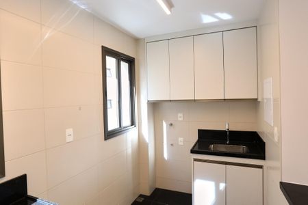 Apartamento para alugar com 77m², 2 quartos e 2 vagasCozinha e Área de Serviço