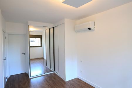 Apartamento para alugar com 77m², 2 quartos e 2 vagasSuíte