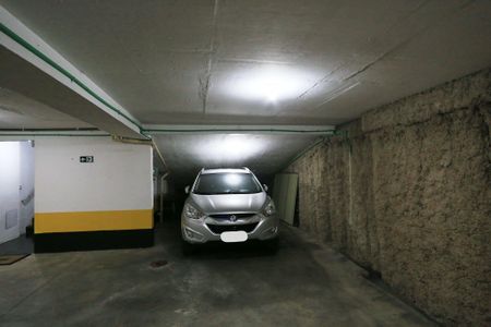 Apartamento para alugar com 77m², 2 quartos e 2 vagasGaragem