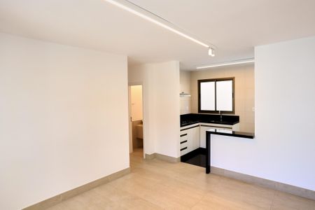 Apartamento para alugar com 77m², 2 quartos e 2 vagasSala