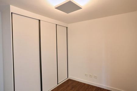 Apartamento para alugar com 77m², 2 quartos e 2 vagasSuíte 1