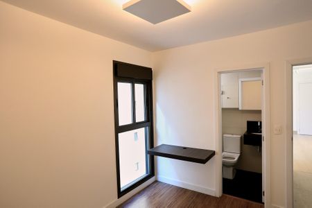 Apartamento para alugar com 77m², 2 quartos e 2 vagasSuíte 1