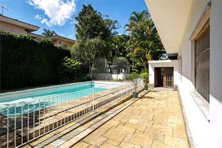 Casa à venda com 416m², 4 quartos e 3 vagas