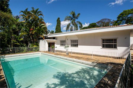 Casa à venda com 416m², 4 quartos e 3 vagas