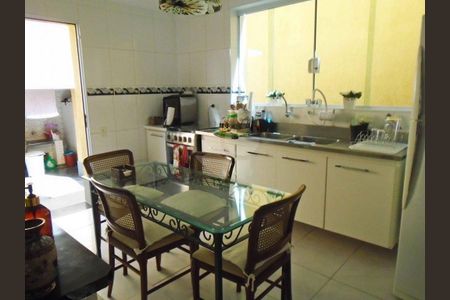 Casa à venda com 5 quartos, 160m² em Vila Nova Caledonia, São Paulo