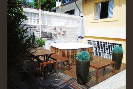 Casa à venda com 160m², 5 quartos e 2 vagas