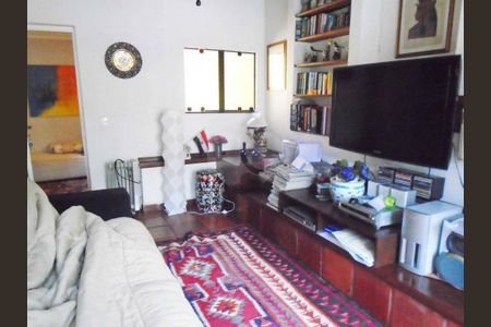 Casa à venda com 5 quartos, 160m² em Vila Nova Caledonia, São Paulo