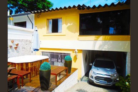 Casa à venda com 160m², 5 quartos e 2 vagas