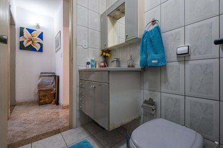Apartamento à venda com 64m², 2 quartos e 1 vaga Apartamento à venda com 64m², 2 quartos e 1 vagaBanheiro