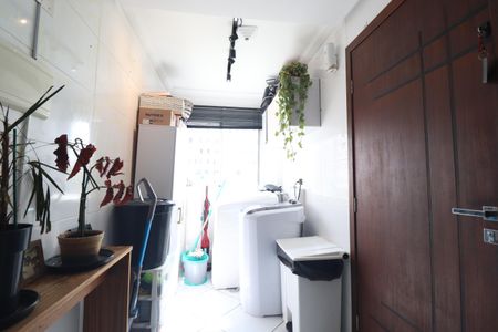 Apartamento à venda com 80m², 3 quartos e 1 vagaÁrea de Serviço