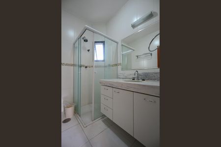 Casa de condomínio à venda com 394m², 4 quartos e 4 vagasBanheiro Suíte 1
