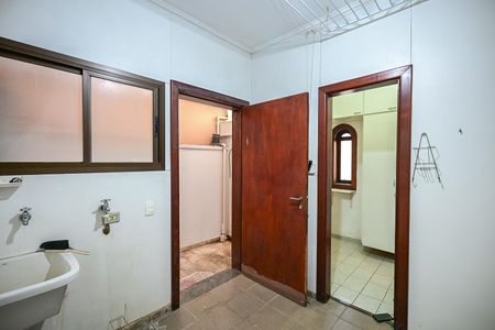 Casa de condomínio à venda com 394m², 4 quartos e 4 vagasCozinha
