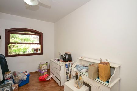 Casa de condomínio à venda com 394m², 4 quartos e 4 vagasSuíte 3