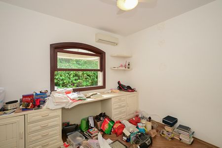 Casa de condomínio à venda com 394m², 4 quartos e 4 vagasSuíte 1