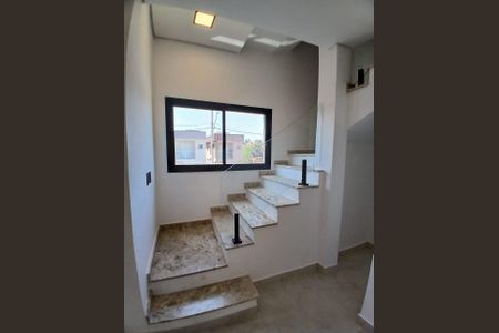 Sala de casa de condomínio à venda com 3 quartos, 126m² em Parque Jaguari (Fazendinha), Santana de Parnaíba