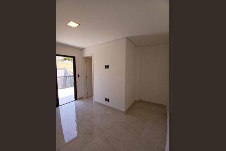 Sala de casa de condomínio à venda com 3 quartos, 126m² em Parque Jaguari (Fazendinha), Santana de Parnaíba