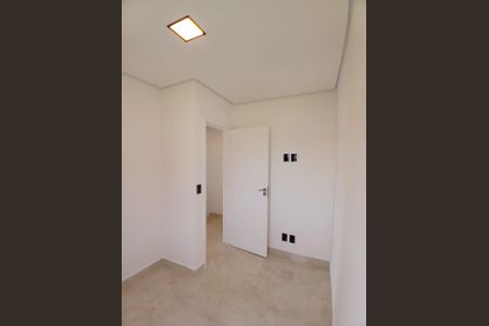 Casa de condomínio à venda com 126m², 3 quartos e 2 vagas Casa de condomínio à venda com 126m², 3 quartos e 2 vagasBanheiro