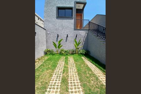 Casa de condomínio à venda com 126m², 3 quartos e 2 vagas Casa de condomínio à venda com 126m², 3 quartos e 2 vagasÁrea externa