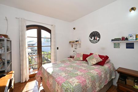 Casa para alugar com 280m², 3 quartos e 4 vagasSuíte