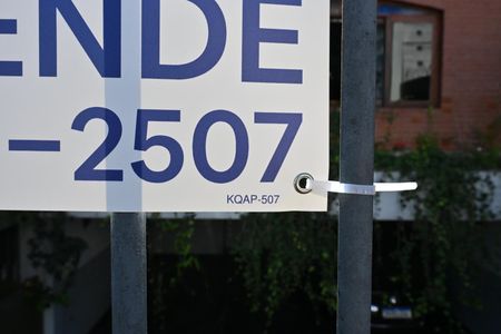 Casa para alugar com 280m², 3 quartos e 4 vagasFachada