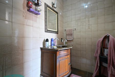 Casa para alugar com 280m², 3 quartos e 4 vagasBanheiro Suíte 