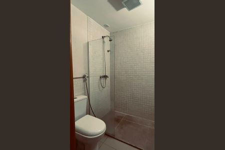 Apartamento à venda com 127m², 4 quartos e 2 vagasBanheiro