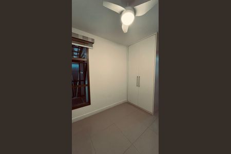 Apartamento à venda com 127m², 4 quartos e 2 vagasQuarto