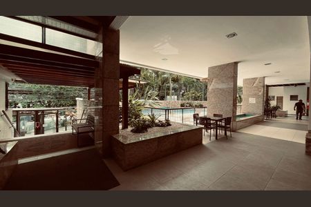 Apartamento à venda com 127m², 4 quartos e 2 vagasÁrea Comum
