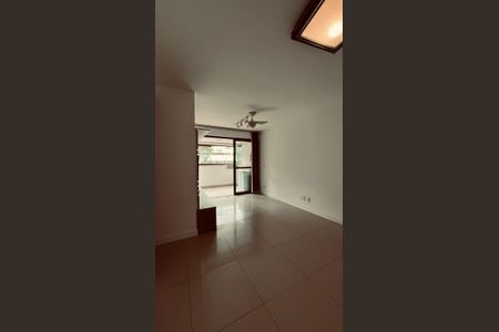 Apartamento à venda com 127m², 4 quartos e 2 vagasSala