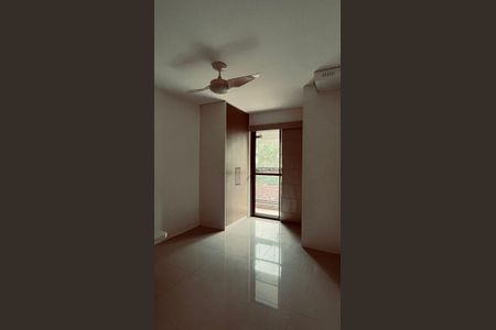 Apartamento à venda com 127m², 4 quartos e 2 vagasSala