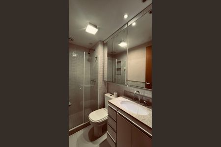 Apartamento à venda com 127m², 4 quartos e 2 vagasBanheiro
