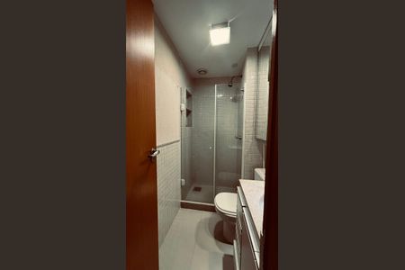 Apartamento à venda com 127m², 4 quartos e 2 vagasBanheiro