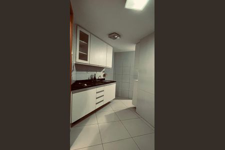 Apartamento à venda com 127m², 4 quartos e 2 vagasCozinha